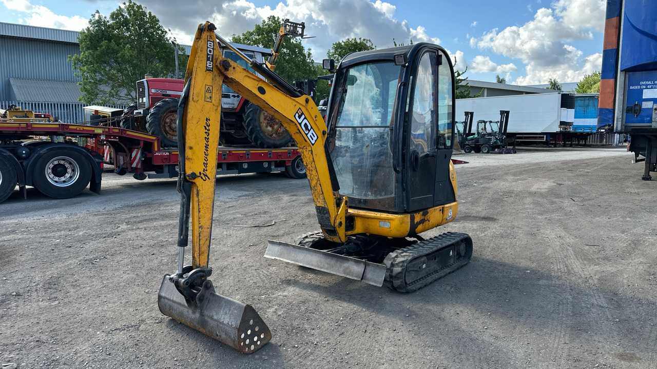 JCB 8018 CTS GRAVEMASTER - Miniekskavaator: pilt 2 JCB 8018 CTS GRAVEMASTER - Miniekskavaator: pilt 2