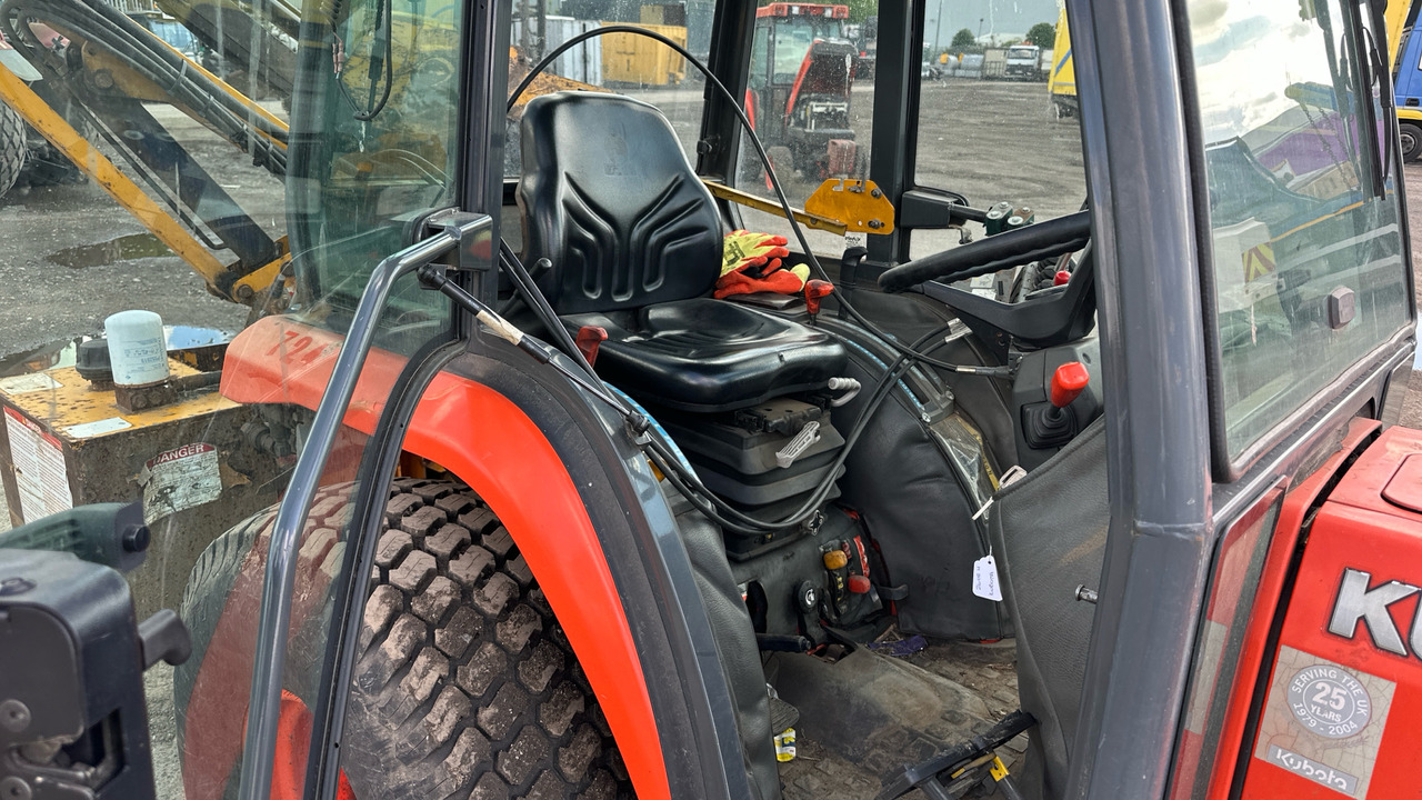 KUBOTA STV 36 - Traktor: pilt 5 KUBOTA STV 36 - Traktor: pilt 5