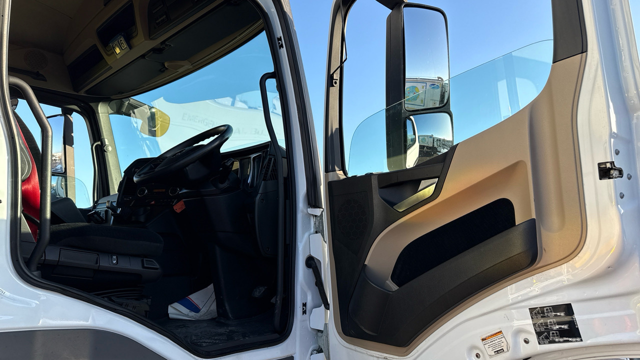 MERCEDES-BENZ ACTROS 1824 - Kasti veoauto: pilt 5 MERCEDES-BENZ ACTROS 1824 - Kasti veoauto: pilt 5