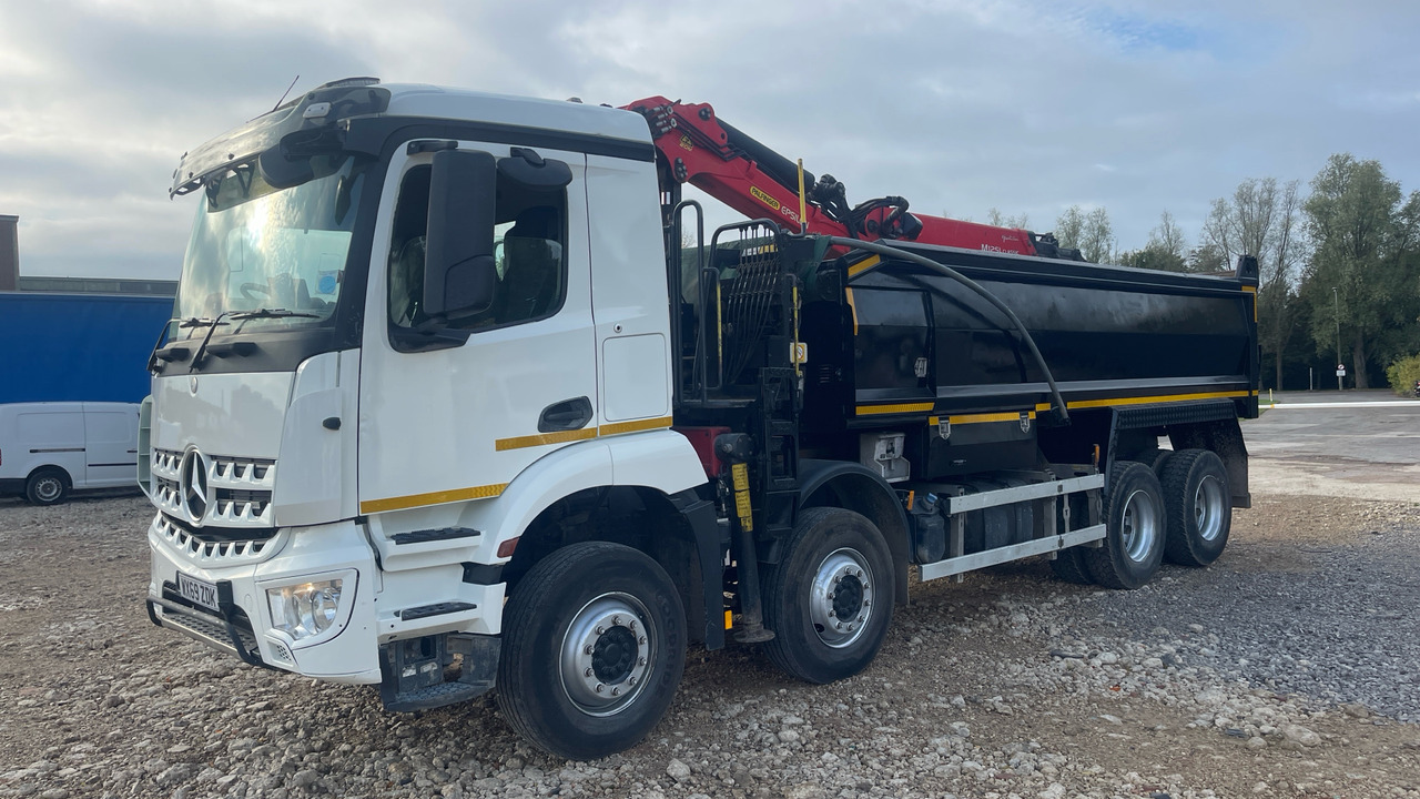 MERCEDES-BENZ AROCS - Kallurauto, Kraanaga veoauto: pilt 2 MERCEDES-BENZ AROCS - Kallurauto, Kraanaga veoauto: pilt 2