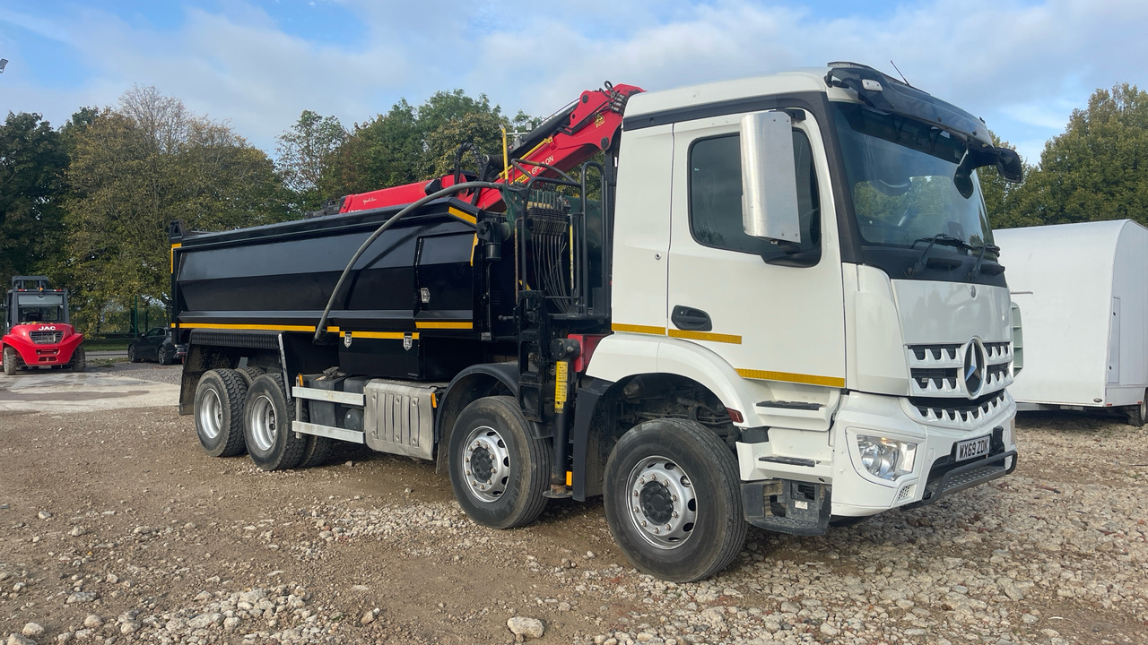 MERCEDES-BENZ AROCS - Kallurauto, Kraanaga veoauto: pilt 1 MERCEDES-BENZ AROCS - Kallurauto, Kraanaga veoauto: pilt 1