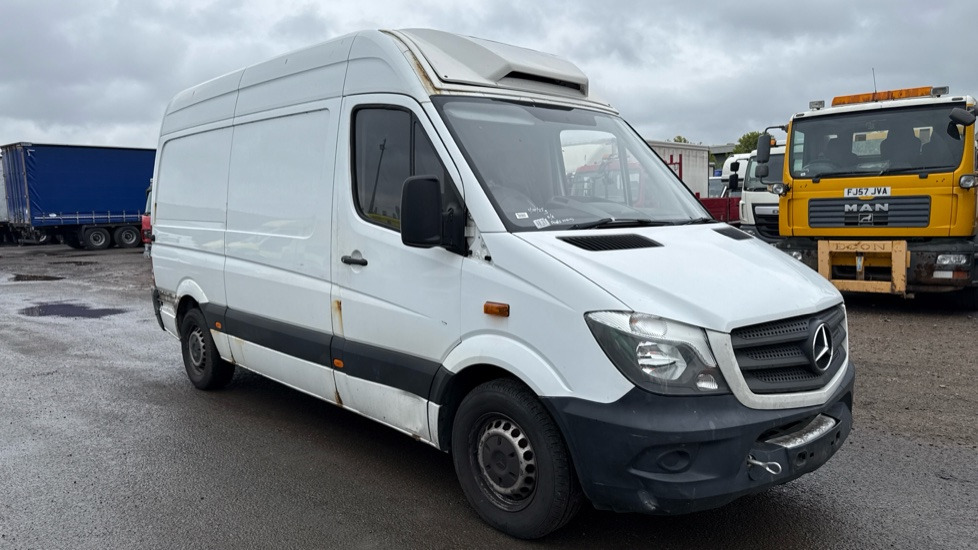 MERCEDES-BENZ SPRINTER 314 CDI - Tarbesõiduk külmik: pilt 2 MERCEDES-BENZ SPRINTER 314 CDI - Tarbesõiduk külmik: pilt 2