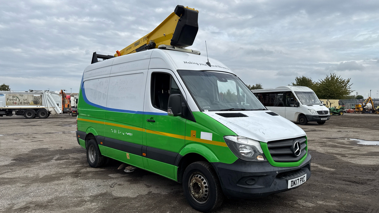 MERCEDES-BENZ SPRINTER - Veoautolt tõusev platvorm: pilt 1 MERCEDES-BENZ SPRINTER - Veoautolt tõusev platvorm: pilt 1