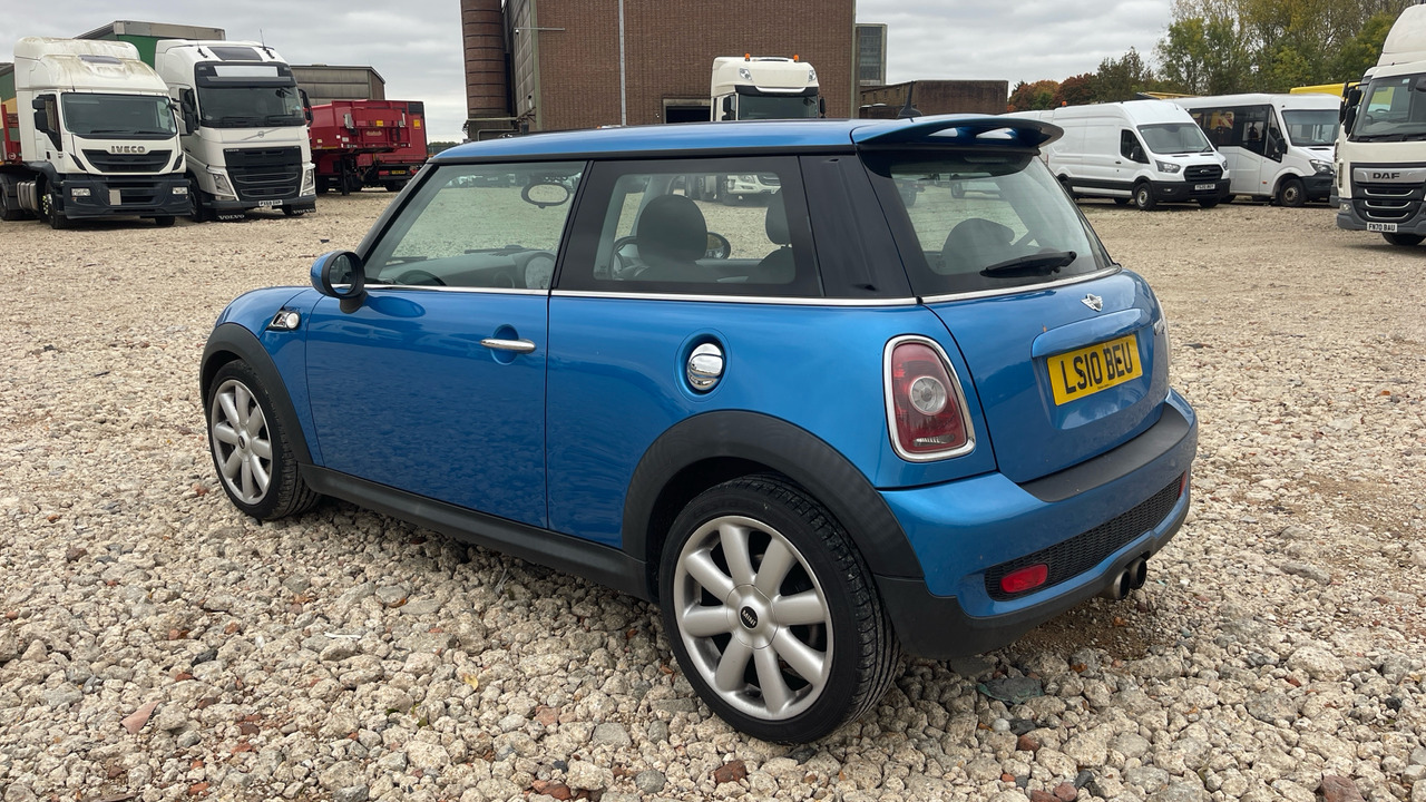 MINI COOPER S 1.6 - Luukpära: pilt 3 MINI COOPER S 1.6 - Luukpära: pilt 3