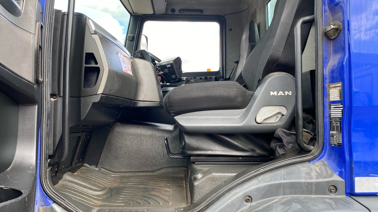 Madelveok/ Platvormveok, Kraanaga veoauto Man TGM 18.250: pilt 13
