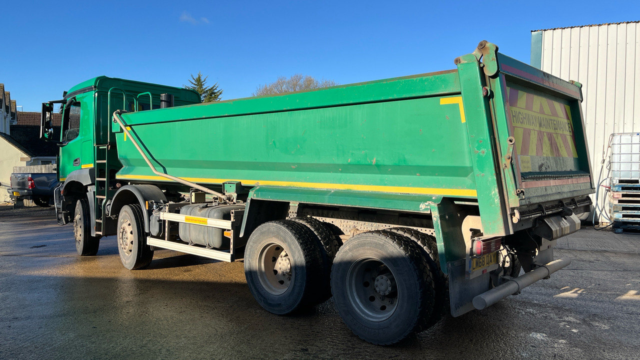 Mercedes-Benz Arocs 3240 - Kallurauto: pilt 3 Mercedes-Benz Arocs 3240 - Kallurauto: pilt 3