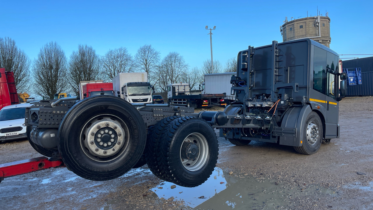 Mercedes-Benz Econic - Kabiinišassiiga veoauto, Elektriveok: pilt 5 Mercedes-Benz Econic - Kabiinišassiiga veoauto, Elektriveok: pilt 5