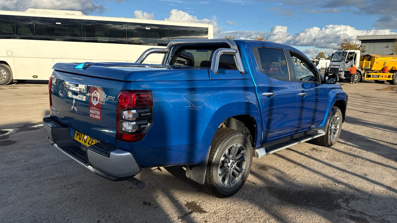 Mitsubishi L200 DI-D 2.3 Barbarian X 150PS - Pikap, Meeskonnaauto: pilt 4 Mitsubishi L200 DI-D 2.3 Barbarian X 150PS - Pikap, Meeskonnaauto: pilt 4
