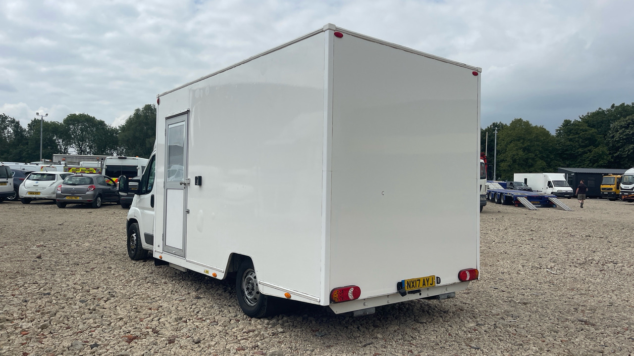 PEUGEOT BOXER 335 2.0 BLUE HDI 130PS - Tarbesõiduk furgoon: pilt 3 PEUGEOT BOXER 335 2.0 BLUE HDI 130PS - Tarbesõiduk furgoon: pilt 3