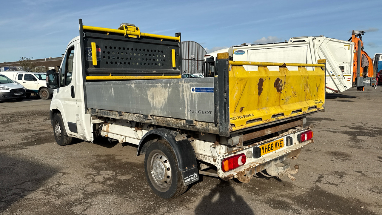 PEUGEOT BOXER 355 2.0 BlueHDi 130ps - Tarbesõiduk kallur: pilt 4 PEUGEOT BOXER 355 2.0 BlueHDi 130ps - Tarbesõiduk kallur: pilt 4