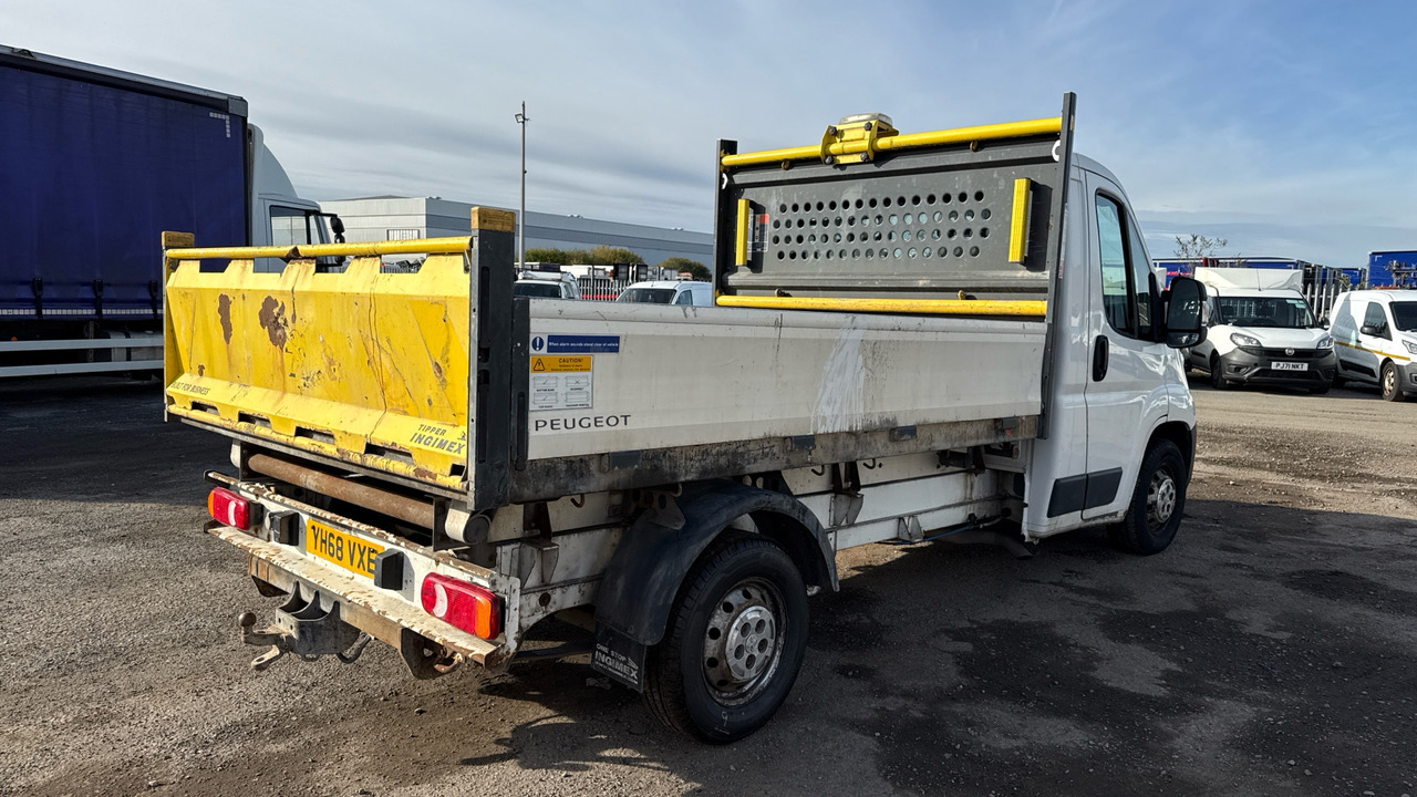 PEUGEOT BOXER 355 2.0 BlueHDi 130ps - Tarbesõiduk kallur: pilt 5 PEUGEOT BOXER 355 2.0 BlueHDi 130ps - Tarbesõiduk kallur: pilt 5