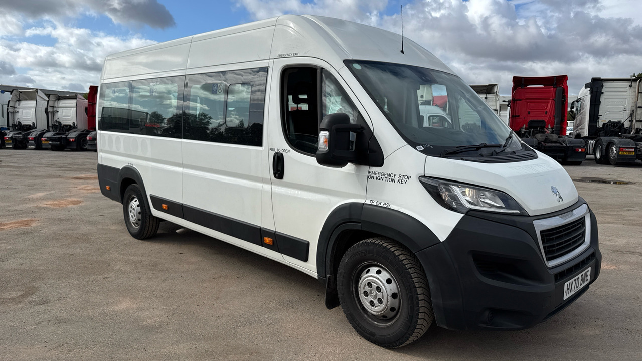 PEUGEOT BOXER 440 2.2 BlueHDi H2 L4 S Window Van 140ps - Väikebuss, Mikrobuss: pilt 1 PEUGEOT BOXER 440 2.2 BlueHDi H2 L4 S Window Van 140ps - Väikebuss, Mikrobuss: pilt 1