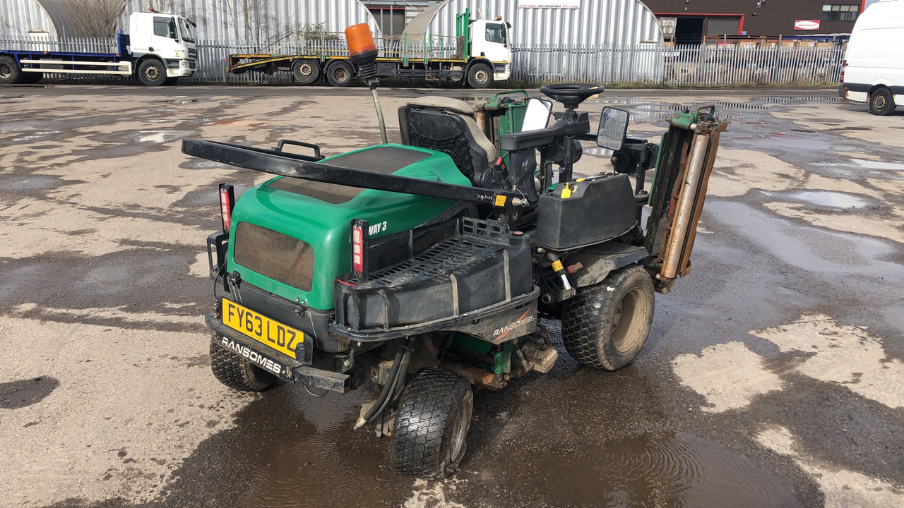 RANSOMES HIGHWAY 3 SPORT 200 LITE - Muruniiduk: pilt 4 RANSOMES HIGHWAY 3 SPORT 200 LITE - Muruniiduk: pilt 4
