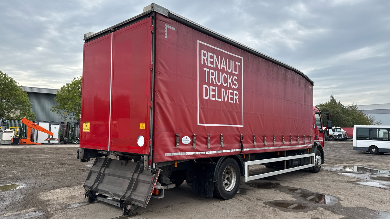 RENAULT D 18 - Tent veoauto: pilt 4 RENAULT D 18 - Tent veoauto: pilt 4