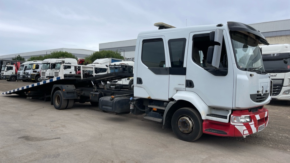 RENAULT MIDLUM 190 DXI - Puksiirauto: pilt 1 RENAULT MIDLUM 190 DXI - Puksiirauto: pilt 1