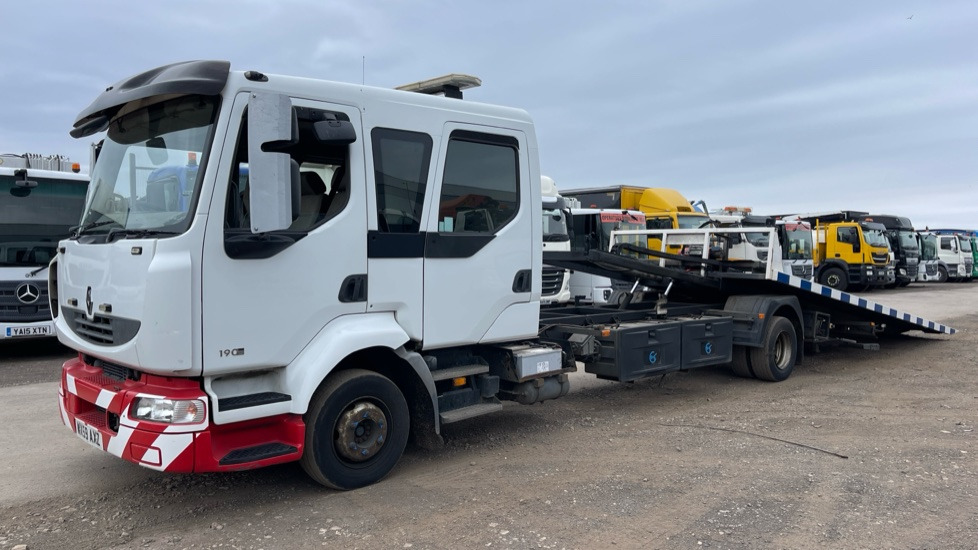 RENAULT MIDLUM 190 DXI - Puksiirauto: pilt 2 RENAULT MIDLUM 190 DXI - Puksiirauto: pilt 2