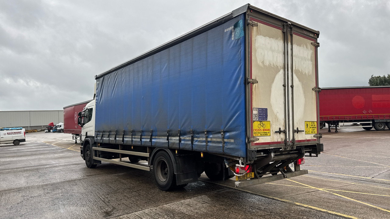 SCANIA P 250 - Tent veoauto: pilt 3 SCANIA P 250 - Tent veoauto: pilt 3