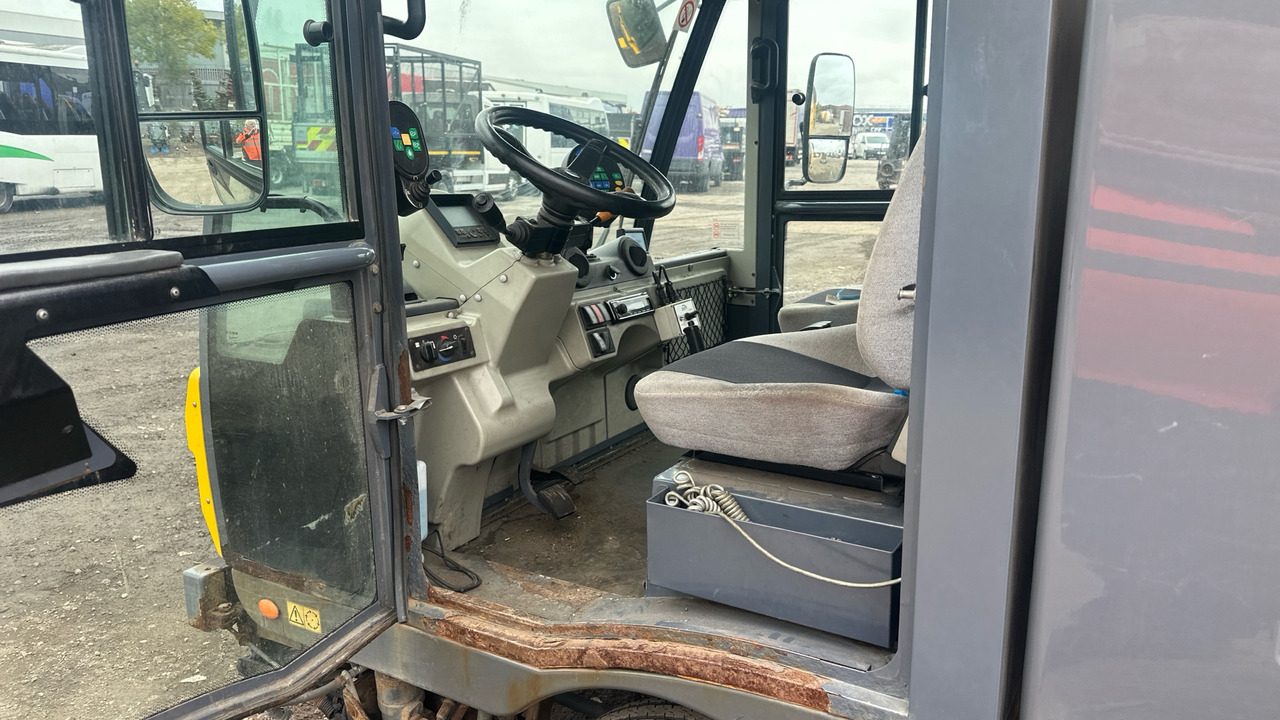 SCARAB MINOR M25H - Tänavapühkimismasin: pilt 5 SCARAB MINOR M25H - Tänavapühkimismasin: pilt 5