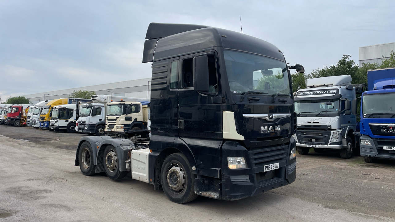 MAN TGS 26.460 - Sadulveok: pilt 1 MAN TGS 26.460 - Sadulveok: pilt 1