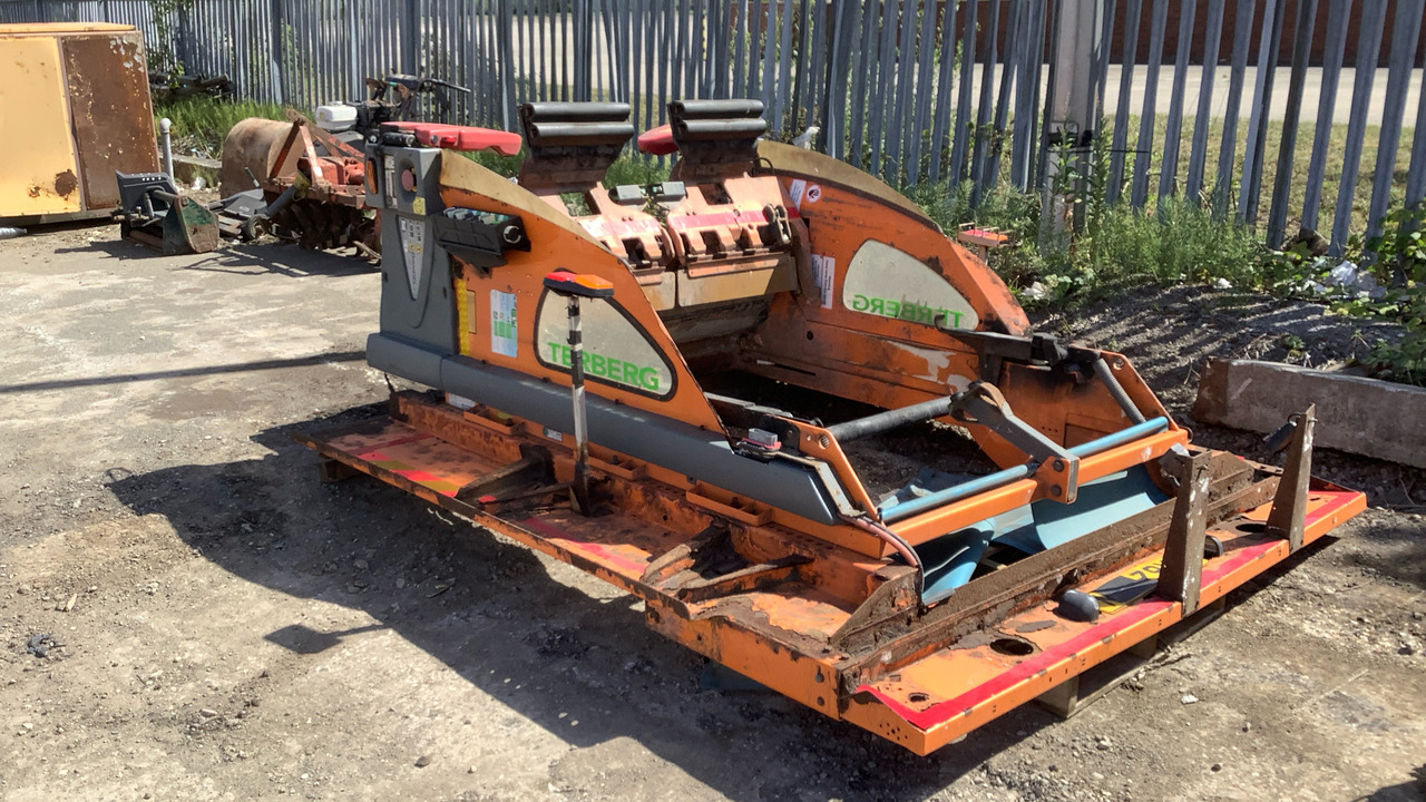 TERBERG TWIN BIN LIFT - Ehitusseade: pilt 2 TERBERG TWIN BIN LIFT - Ehitusseade: pilt 2
