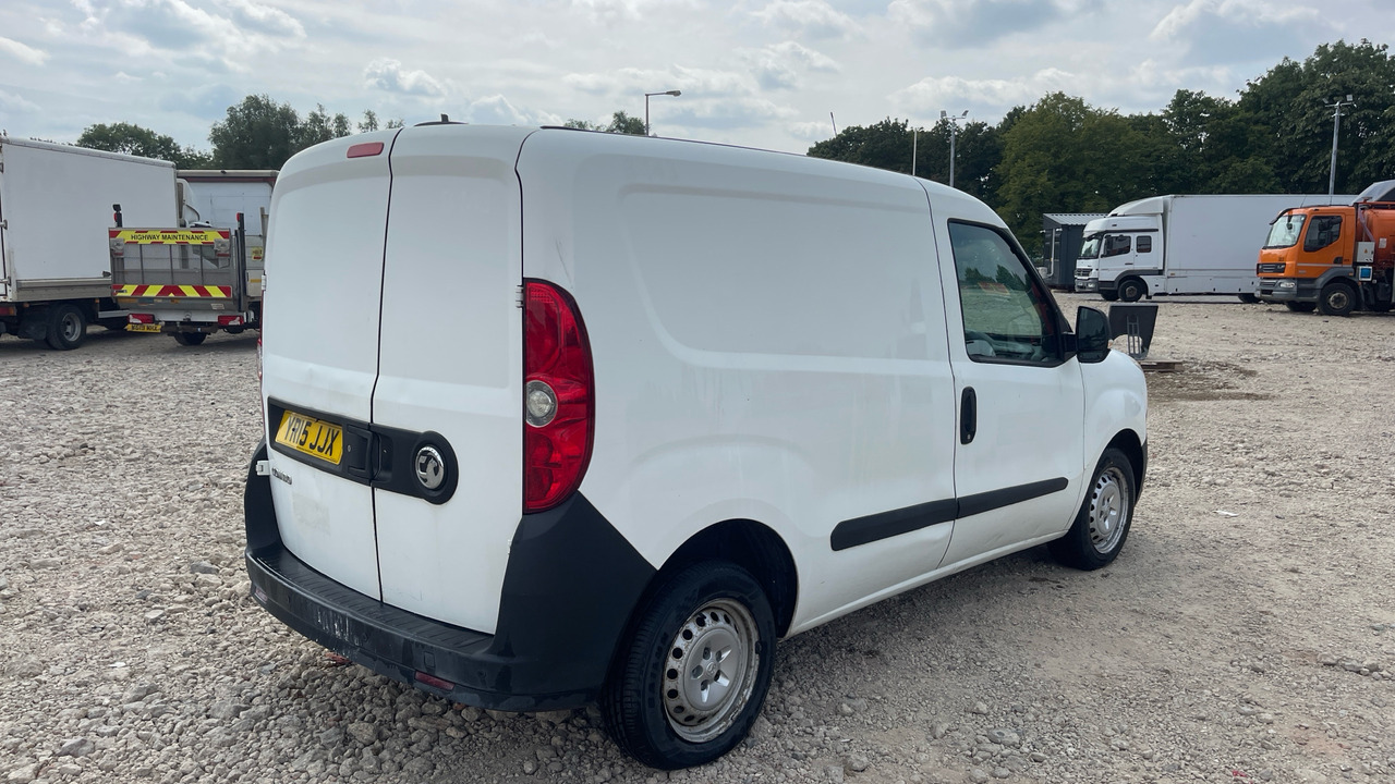 VAUXHALL COMBO 2000 1.3 CDTI - Väike kaubik: pilt 4 VAUXHALL COMBO 2000 1.3 CDTI - Väike kaubik: pilt 4
