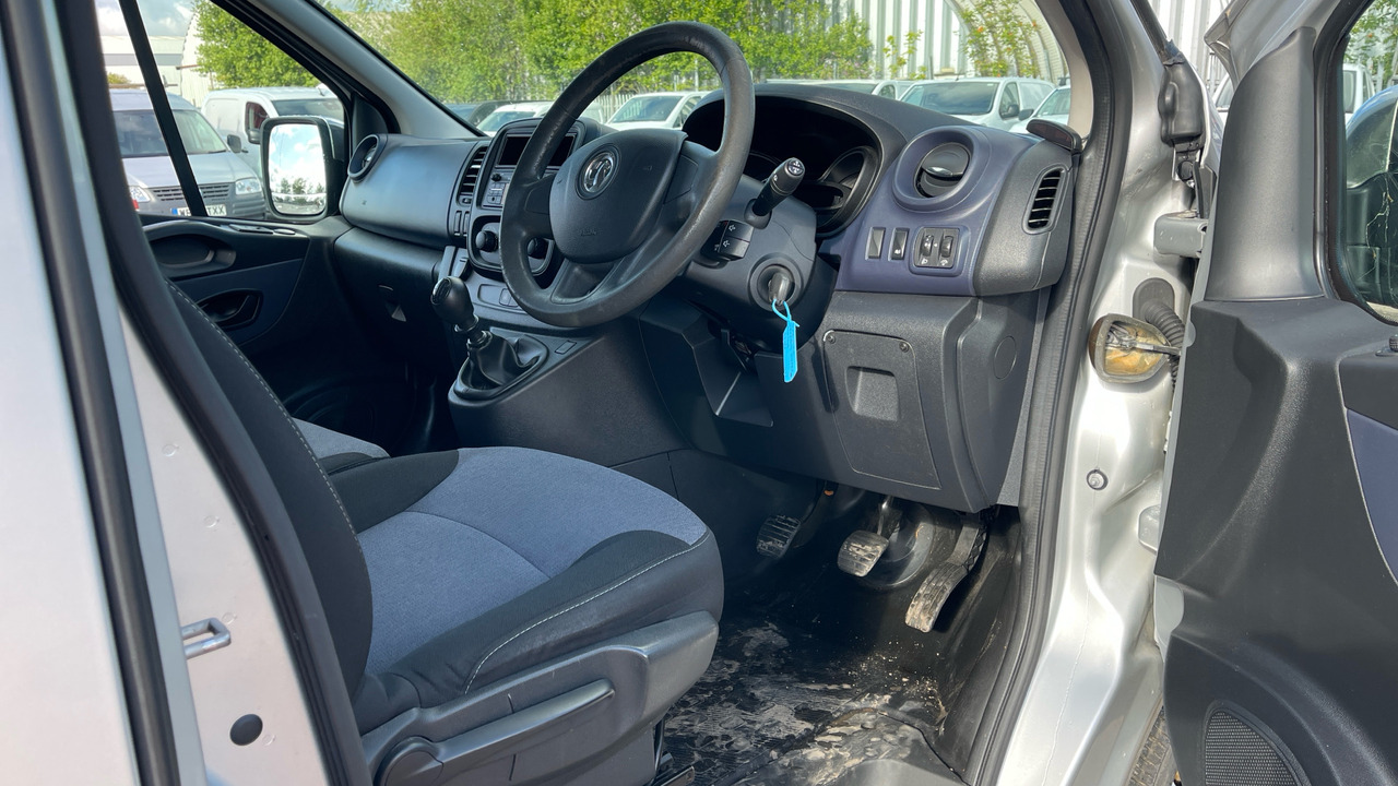 VAUXHALL VIVARO 2900 1.6 CDTI BITURBO 125PS - Väikebuss, Mikrobuss: pilt 5 VAUXHALL VIVARO 2900 1.6 CDTI BITURBO 125PS - Väikebuss, Mikrobuss: pilt 5