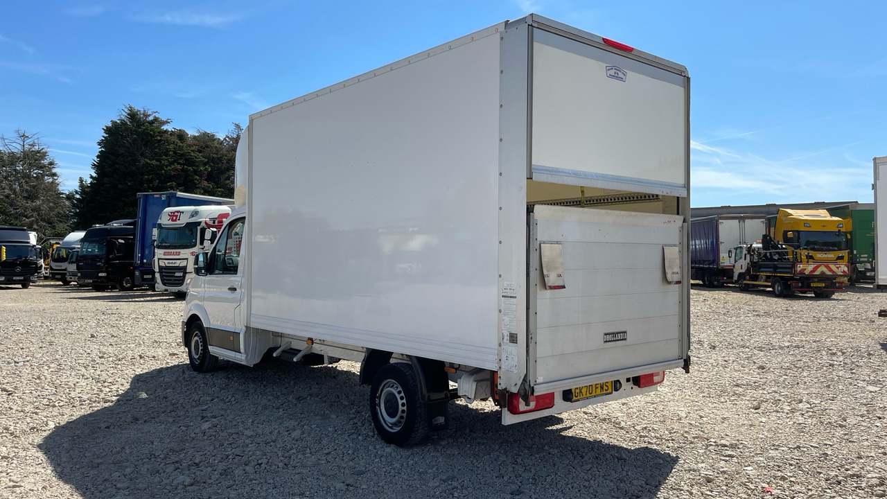 VOLKSWAGEN CRAFTER CR35 2.0 TDI 140PS - Tarbesõiduk furgoon: pilt 3 VOLKSWAGEN CRAFTER CR35 2.0 TDI 140PS - Tarbesõiduk furgoon: pilt 3