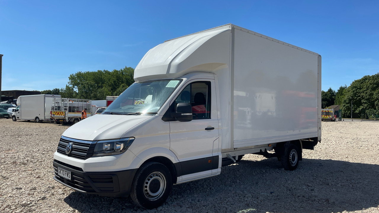 VOLKSWAGEN CRAFTER CR35 2.0 TDI 140PS - Tarbesõiduk furgoon: pilt 2 VOLKSWAGEN CRAFTER CR35 2.0 TDI 140PS - Tarbesõiduk furgoon: pilt 2