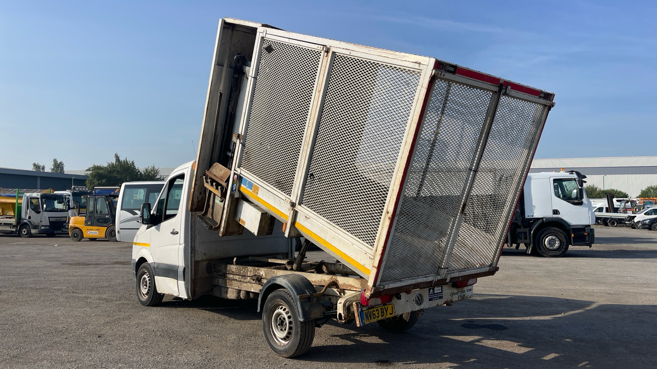 VOLKSWAGEN CRAFTER T30 2.0 TDI 140PS - Tarbesõiduk kallur: pilt 3 VOLKSWAGEN CRAFTER T30 2.0 TDI 140PS - Tarbesõiduk kallur: pilt 3