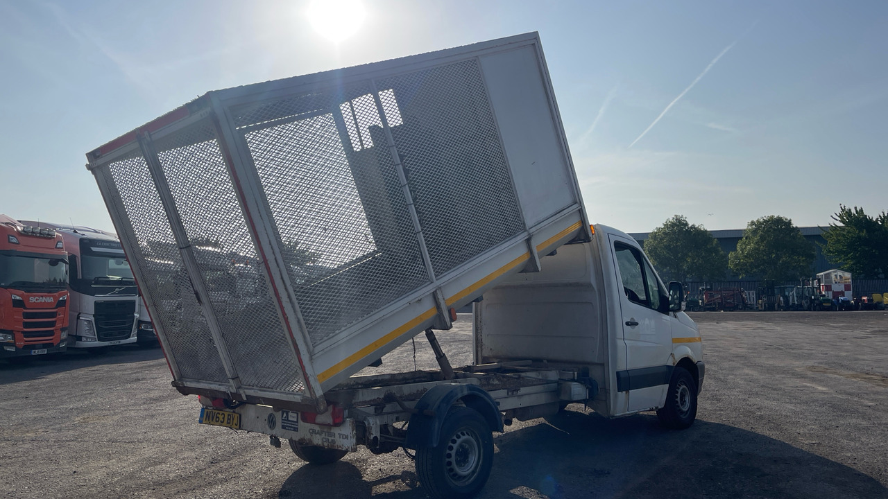VOLKSWAGEN CRAFTER T30 2.0 TDI 140PS - Tarbesõiduk kallur: pilt 4 VOLKSWAGEN CRAFTER T30 2.0 TDI 140PS - Tarbesõiduk kallur: pilt 4
