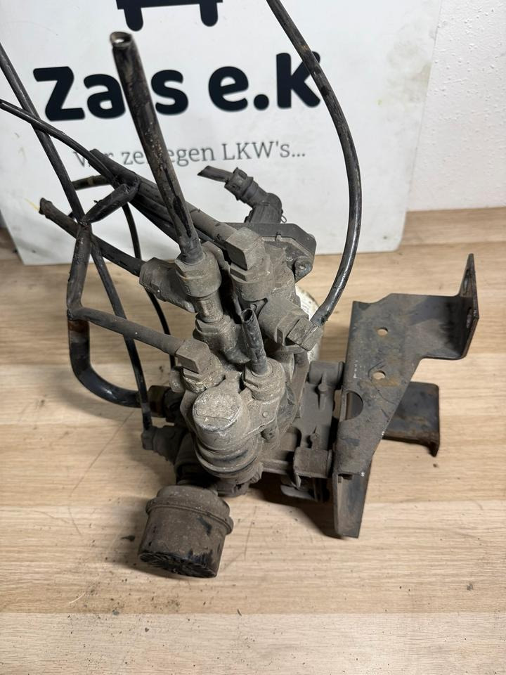 DAF KNORR-BREMSE Lufttrockner II37464N50 AE4528 - Piduritarvik - Veoauto: pilt 5 DAF KNORR-BREMSE Lufttrockner II37464N50 AE4528 - Piduritarvik - Veoauto: pilt 5