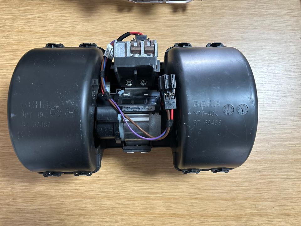 MAN BEHR BOSCH Innen Heizlüfter 9140010500 / H1968002 - Soojendus/ Ventilatsioon - Veoauto: pilt 1 MAN BEHR BOSCH Innen Heizlüfter 9140010500 / H1968002 - Soojendus/ Ventilatsioon - Veoauto: pilt 1