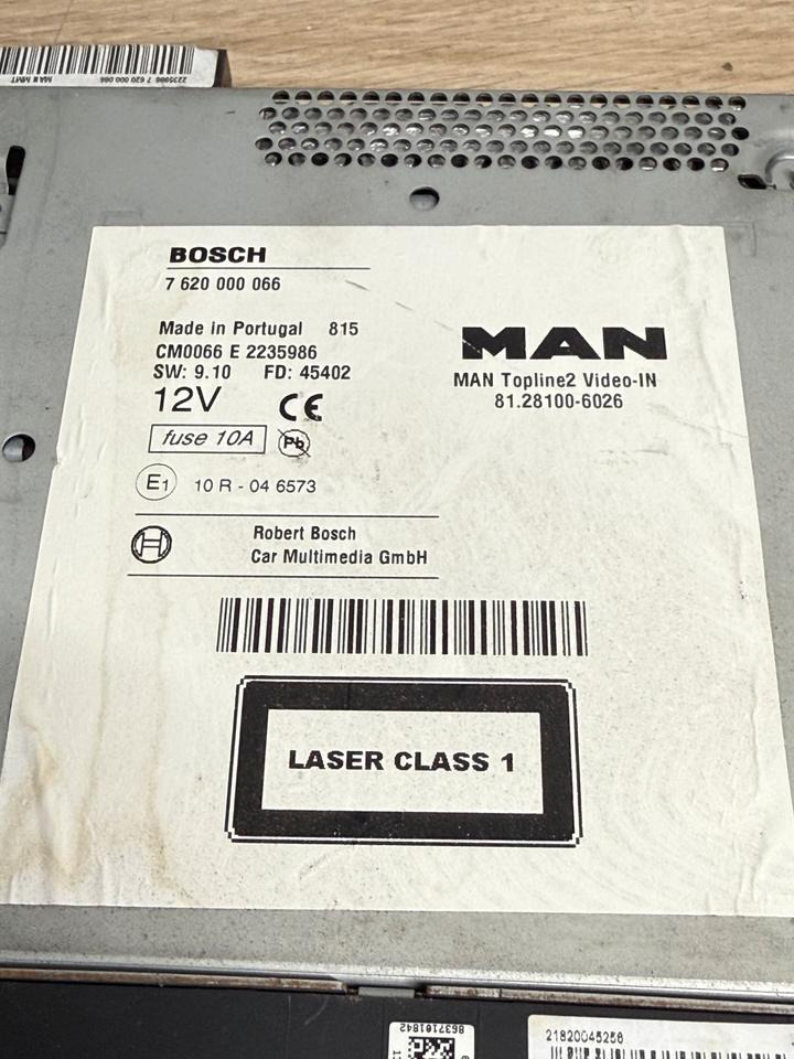 MAN BOSCH Multimedia Radio 81.28100-6026 - Juhtimissüsteem - Veoauto: pilt 3 MAN BOSCH Multimedia Radio 81.28100-6026 - Juhtimissüsteem - Veoauto: pilt 3