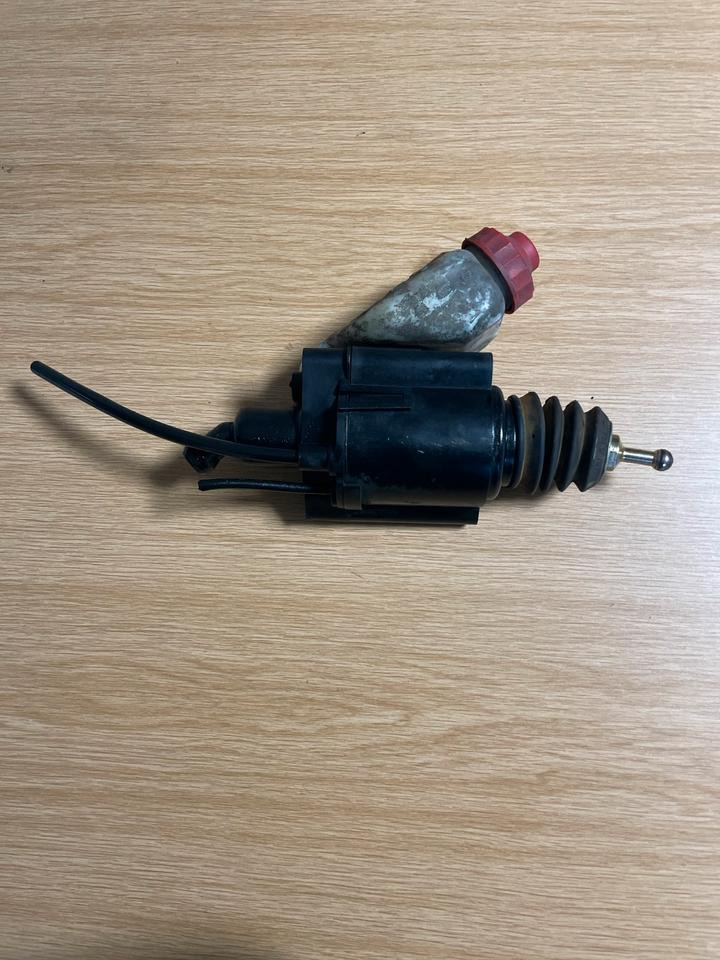 MAN Geberzylinder Kopplung WABCO 81.307006019 - Sidurisilinder - Veoauto: pilt 2 MAN Geberzylinder Kopplung WABCO 81.307006019 - Sidurisilinder - Veoauto: pilt 2