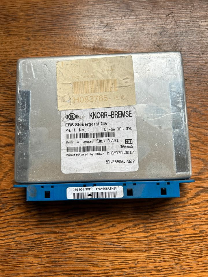 MAN KNORR-BREMSE EBS Steuergerät 81.25808.7027 - Mootori juhtimisseade - Veoauto: pilt 1 MAN KNORR-BREMSE EBS Steuergerät 81.25808.7027 - Mootori juhtimisseade - Veoauto: pilt 1