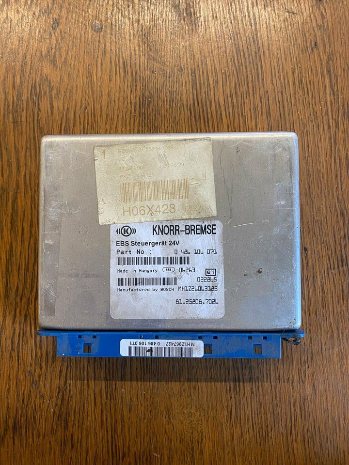 MAN Knorr-Bremse EBS Steuergerät 81258087026 - Mootori juhtimisseade - Veoauto: pilt 1 MAN Knorr-Bremse EBS Steuergerät 81258087026 - Mootori juhtimisseade - Veoauto: pilt 1