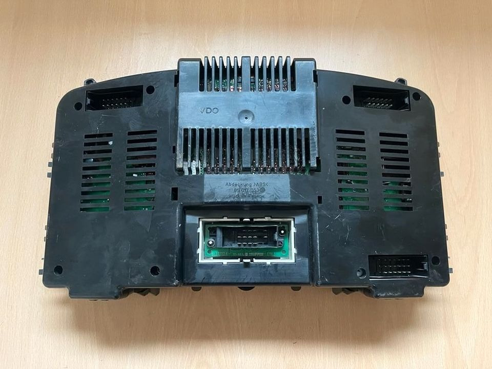 MAN Kombiinstrument Tacho 81272026133 - Armatuurlaud - Veoauto: pilt 3 MAN Kombiinstrument Tacho 81272026133 - Armatuurlaud - Veoauto: pilt 3