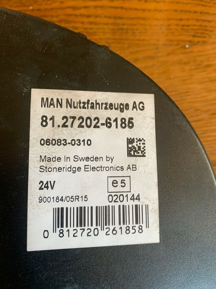 MAN Kombiinstrument Tacho 81272026185 - Armatuurlaud - Veoauto: pilt 2 MAN Kombiinstrument Tacho 81272026185 - Armatuurlaud - Veoauto: pilt 2
