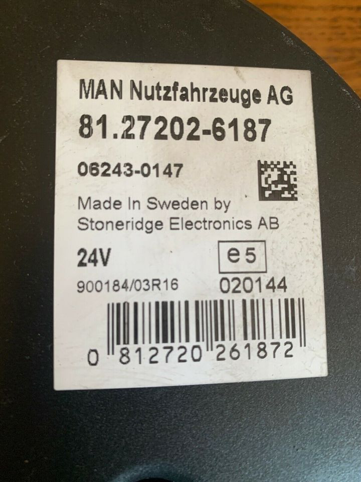 MAN Kombiinstrument Tacho 81272026187 - Armatuurlaud - Veoauto: pilt 2 MAN Kombiinstrument Tacho 81272026187 - Armatuurlaud - Veoauto: pilt 2