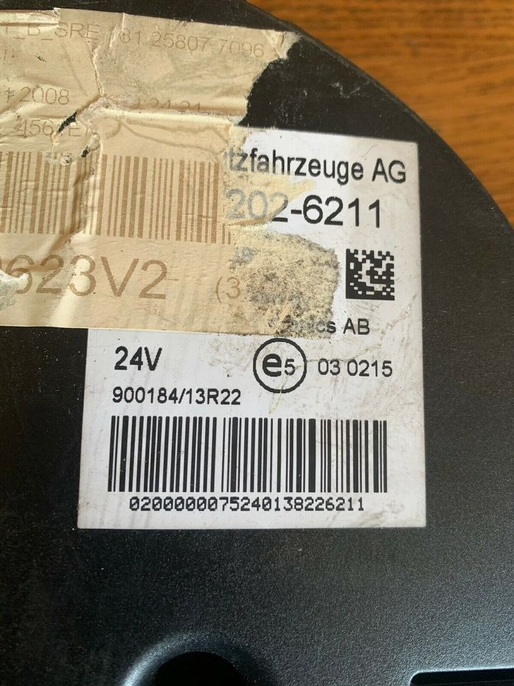 MAN Kombiinstrument Tacho 81272026211 - Armatuurlaud - Veoauto: pilt 3 MAN Kombiinstrument Tacho 81272026211 - Armatuurlaud - Veoauto: pilt 3