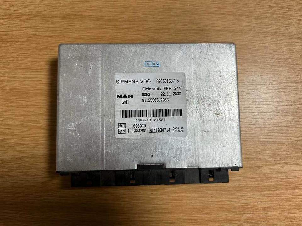 MAN SIEMENS VDO ELEKTRONIK FFR Steuergerät 81.25805.7056 - Mootori juhtimisseade - Veoauto: pilt 1 MAN SIEMENS VDO ELEKTRONIK FFR Steuergerät 81.25805.7056 - Mootori juhtimisseade - Veoauto: pilt 1