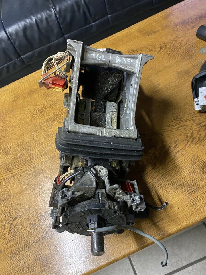 MAN TGL Lenksäule Lenkung mit Zündschloss & Schlüssel - Roolisammas - Veoauto: pilt 2 MAN TGL Lenksäule Lenkung mit Zündschloss & Schlüssel - Roolisammas - Veoauto: pilt 2