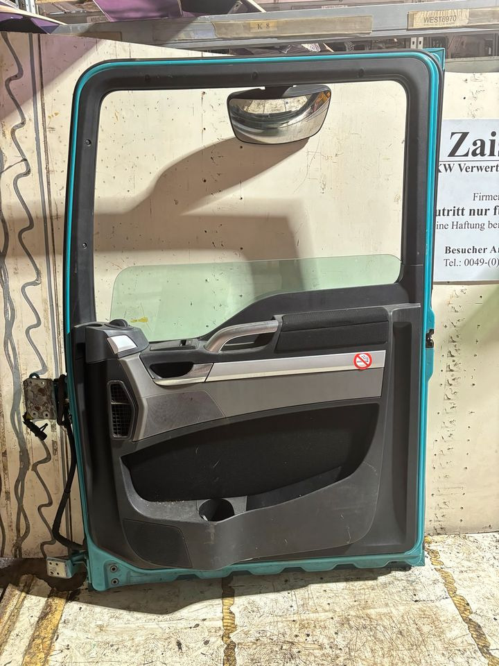 MAN TGX Beifahrertür, Tür Türkis, Innenverkleidung LN 10 - Uks ja varuosad - Veoauto: pilt 3 MAN TGX Beifahrertür, Tür Türkis, Innenverkleidung LN 10 - Uks ja varuosad - Veoauto: pilt 3