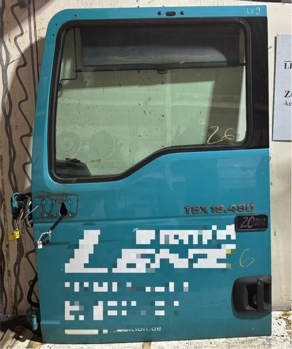 MAN TGX Fahrertür, Tür Türkis, Innenverkleidung LN 09 - Uks ja varuosad - Veoauto: pilt 2 MAN TGX Fahrertür, Tür Türkis, Innenverkleidung LN 09 - Uks ja varuosad - Veoauto: pilt 2