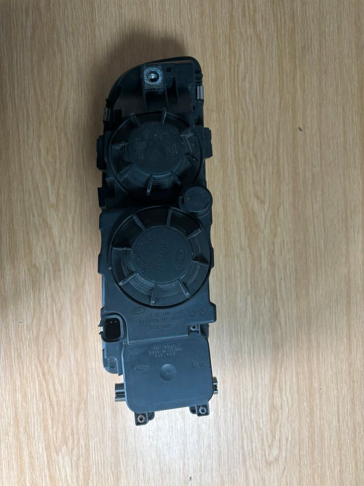 MAN TGX/TGS Nebelscheinwerfer Links 81.25101-6521 - Udutuled - Veoauto: pilt 3 MAN TGX/TGS Nebelscheinwerfer Links 81.25101-6521 - Udutuled - Veoauto: pilt 3