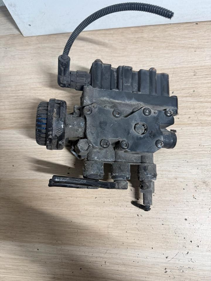 MAN WABCO VENTIL 4728800300 81.25902-6238 - Klapp - Veoauto: pilt 3 MAN WABCO VENTIL 4728800300 81.25902-6238 - Klapp - Veoauto: pilt 3