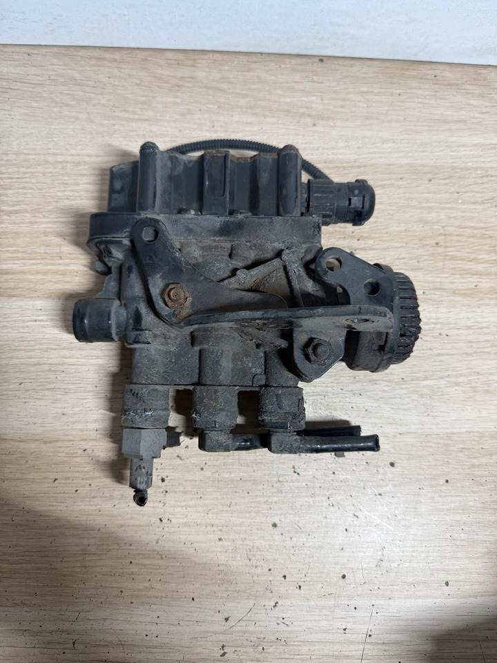 MAN WABCO VENTIL 4728800300 81.25902-6238 - Klapp - Veoauto: pilt 2 MAN WABCO VENTIL 4728800300 81.25902-6238 - Klapp - Veoauto: pilt 2