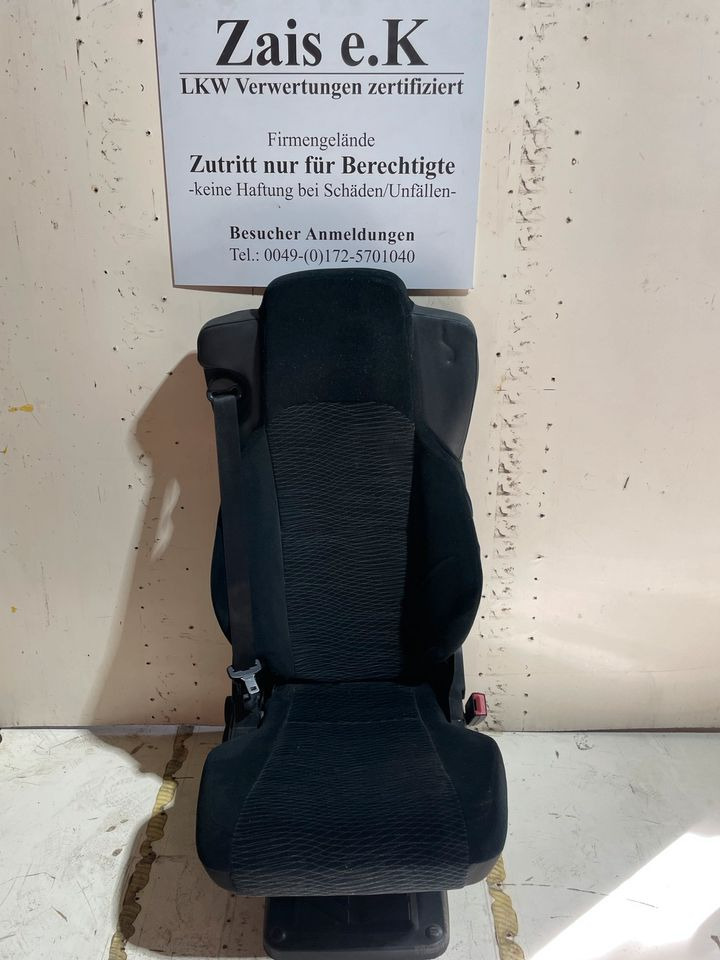Mercedes Actros MP4 Beifahrersitz A9609103803 - Iste - Veoauto: pilt 1 Mercedes Actros MP4 Beifahrersitz A9609103803 - Iste - Veoauto: pilt 1