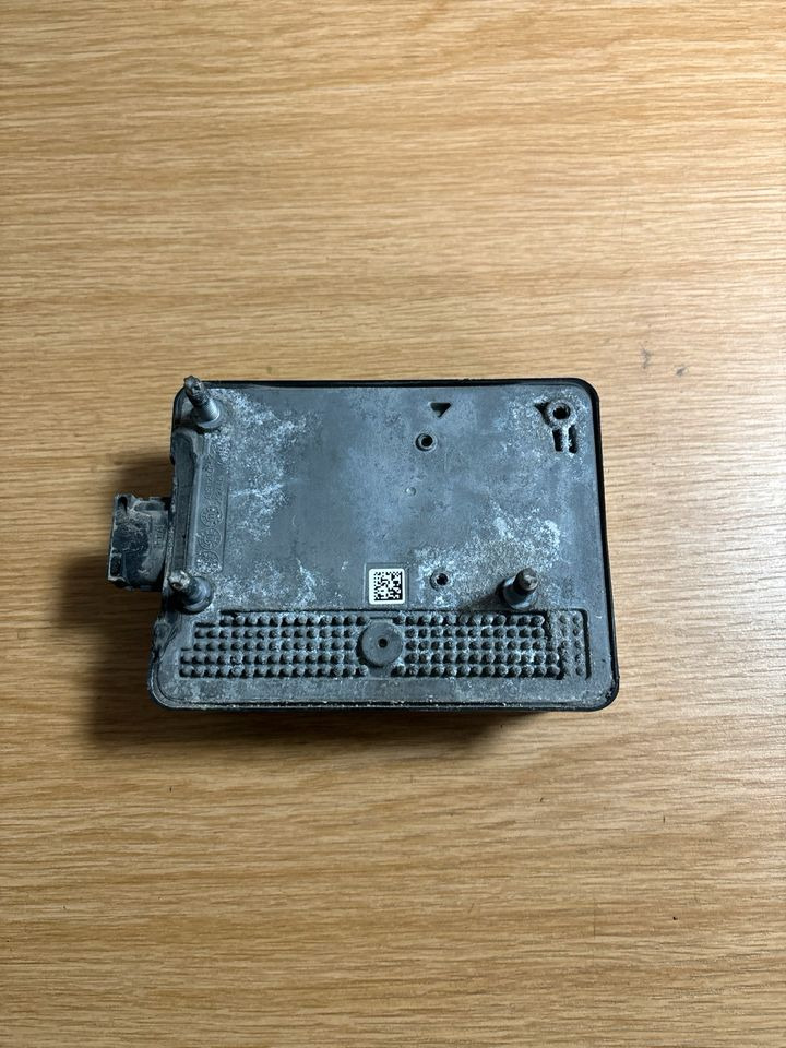 Mercedes Actros MP4 Radarsensor A0004461749 - Sensor - Veoauto: pilt 3 Mercedes Actros MP4 Radarsensor A0004461749 - Sensor - Veoauto: pilt 3