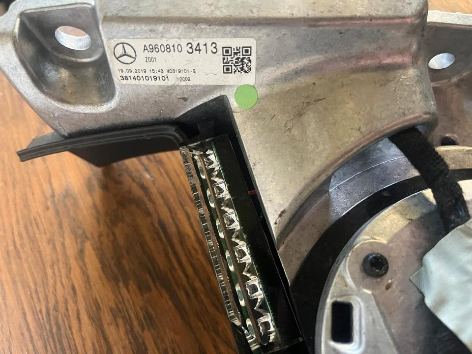 Mercedes Actros MP5 Seitenspiegel Außenspiegel links A9608103413 - Tahavaatepeegel - Veoauto: pilt 3 Mercedes Actros MP5 Seitenspiegel Außenspiegel links A9608103413 - Tahavaatepeegel - Veoauto: pilt 3